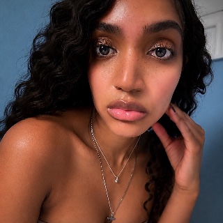 Shayna Jones