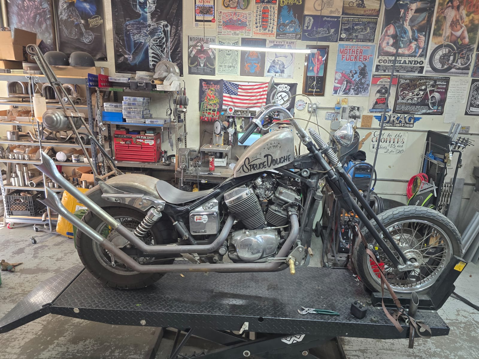 Spruce Douche, VT750 Spirit